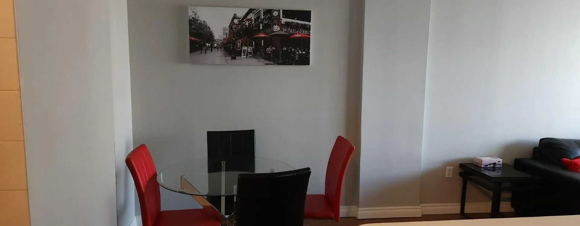 Cozy Calgary Getaway Apartment Canada
